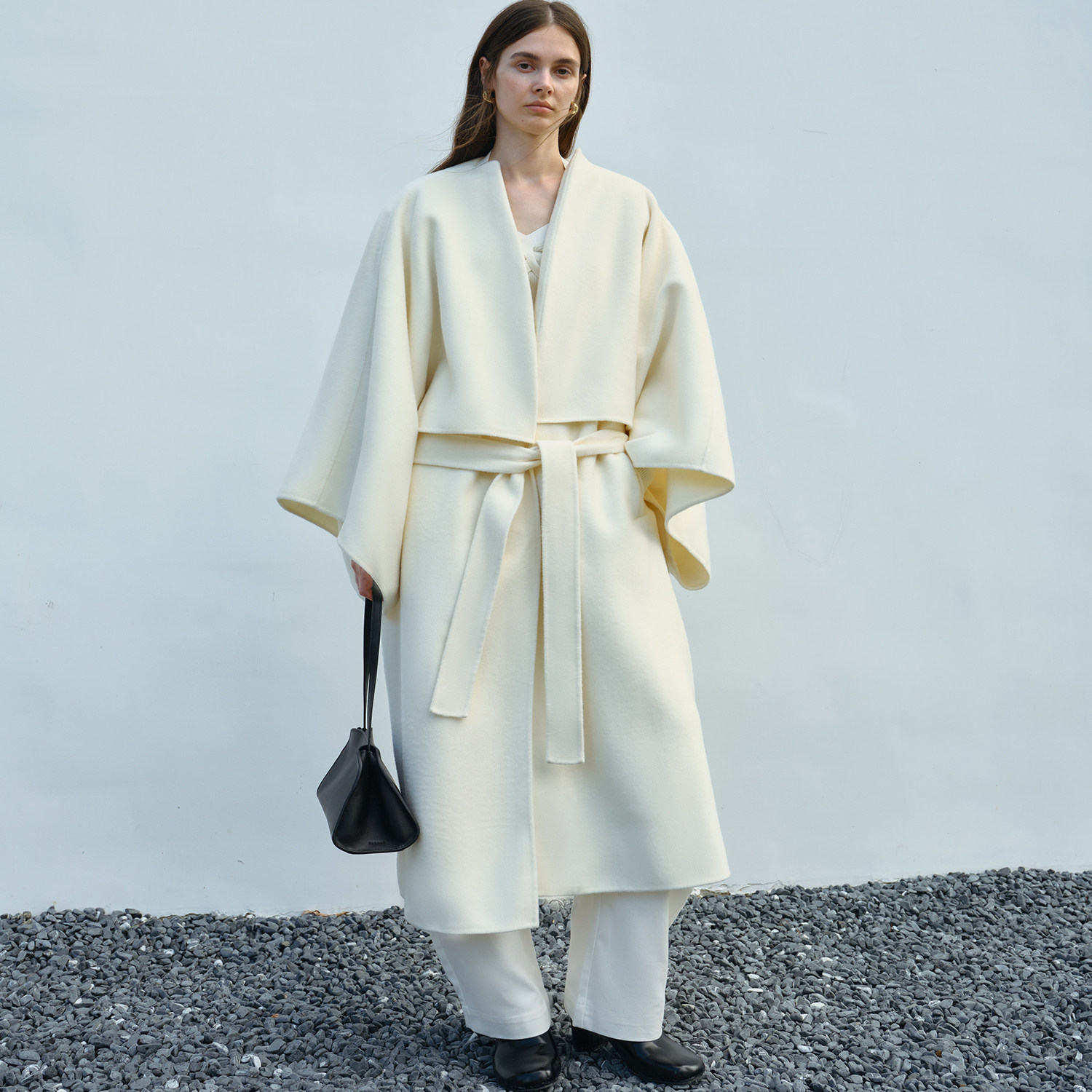 胡可的买手店 RUTHESE高支羊毛斗篷式宽袖飘逸白色长款配腰带大衣