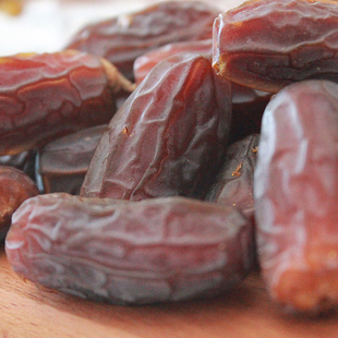 新货阿拉伯椰枣阿联酋黑椰枣金丝蜜枣迪拜伊拉克枣波斯枣500g包邮