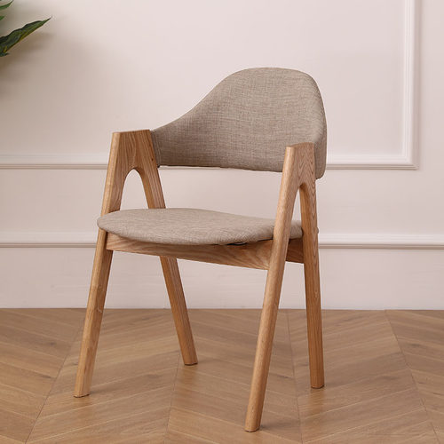 仟树和水曲柳实木简约耐用餐椅