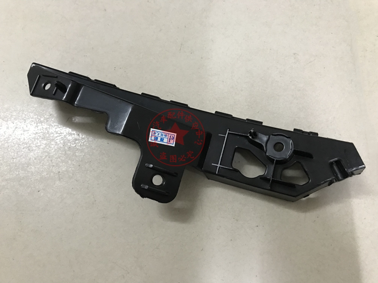 适用于众泰SR7前杠支架前保险杠卡子翼子板安装支架卡子前杠吊耳图片