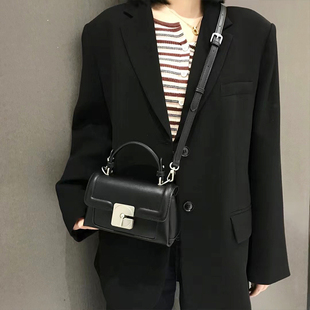 BOAT TAIL&CK轻奢小众高级感真皮包包女款2025新款日常通勤斜挎包