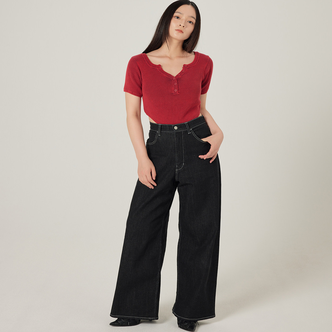 日系女款高腰高弹直筒牛仔长裤