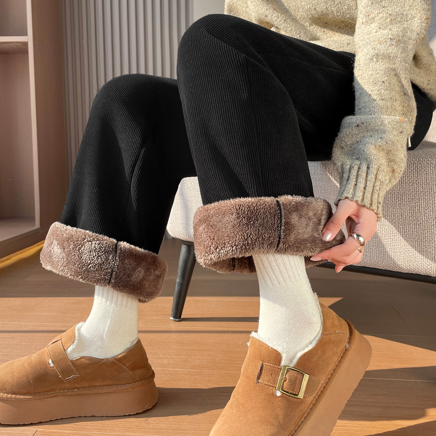 韩版潮加绒阔腿裤女秋冬胖妹妹mm大码东北灯芯绒外穿羊羔绒棉裤子