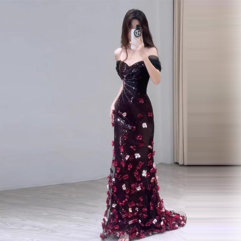 敬酒服新娘2025新款酒红色鱼尾订婚连衣裙高级感结婚晚礼服夏季款