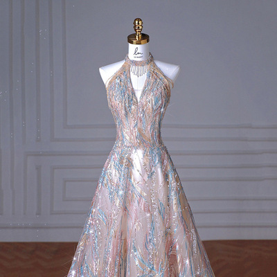 法式挂脖晚礼服女气质高端轻奢