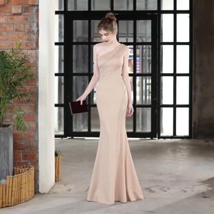 香槟色绝美晚礼服女高级感轻奢小众高端宴会气质名媛主持人鱼尾裙