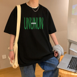 黑色