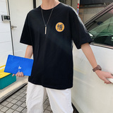 黑色