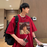 女孩酒红色