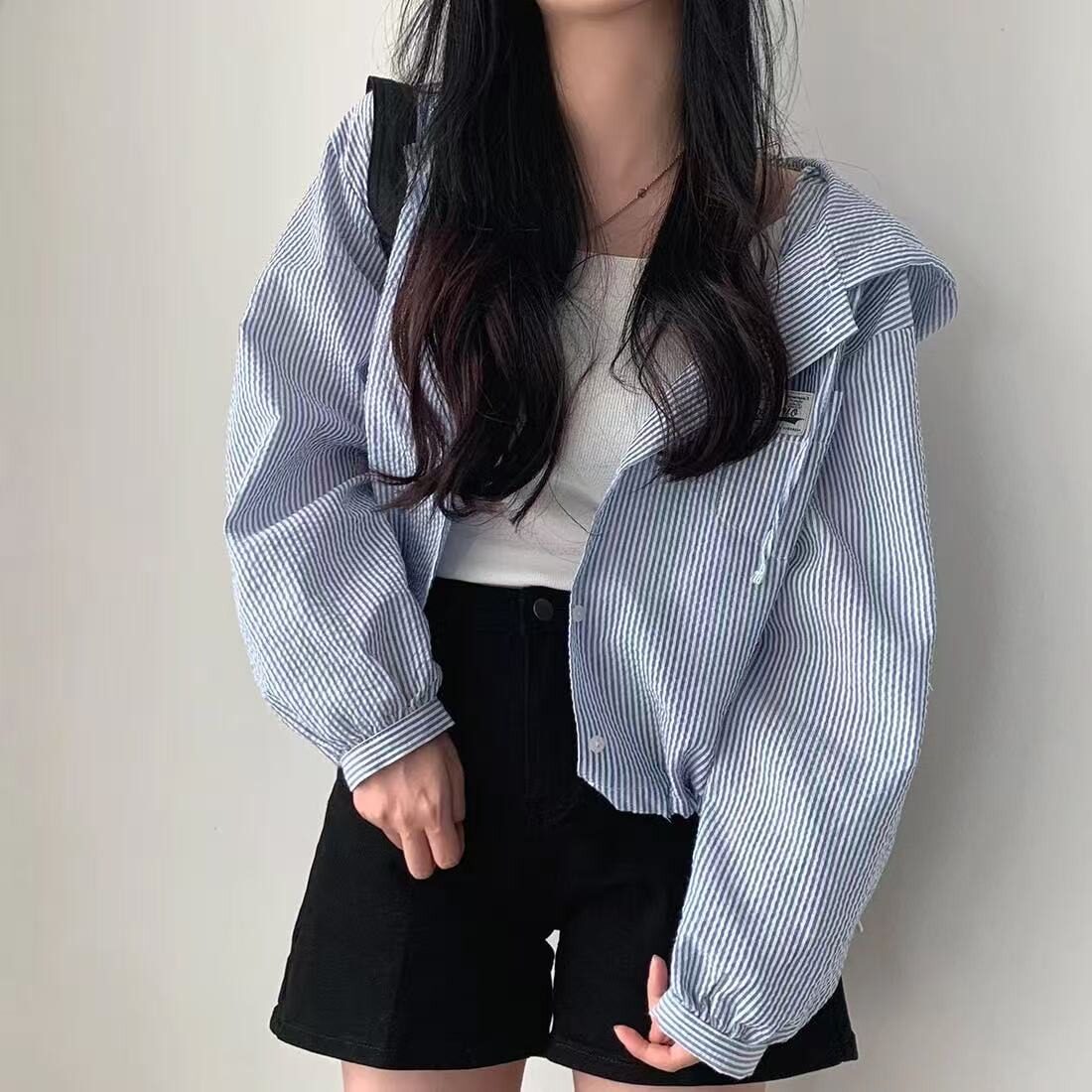 韩国chic早秋时尚气质竖条纹撞色连帽系扣宽松休闲短款外套女上衣