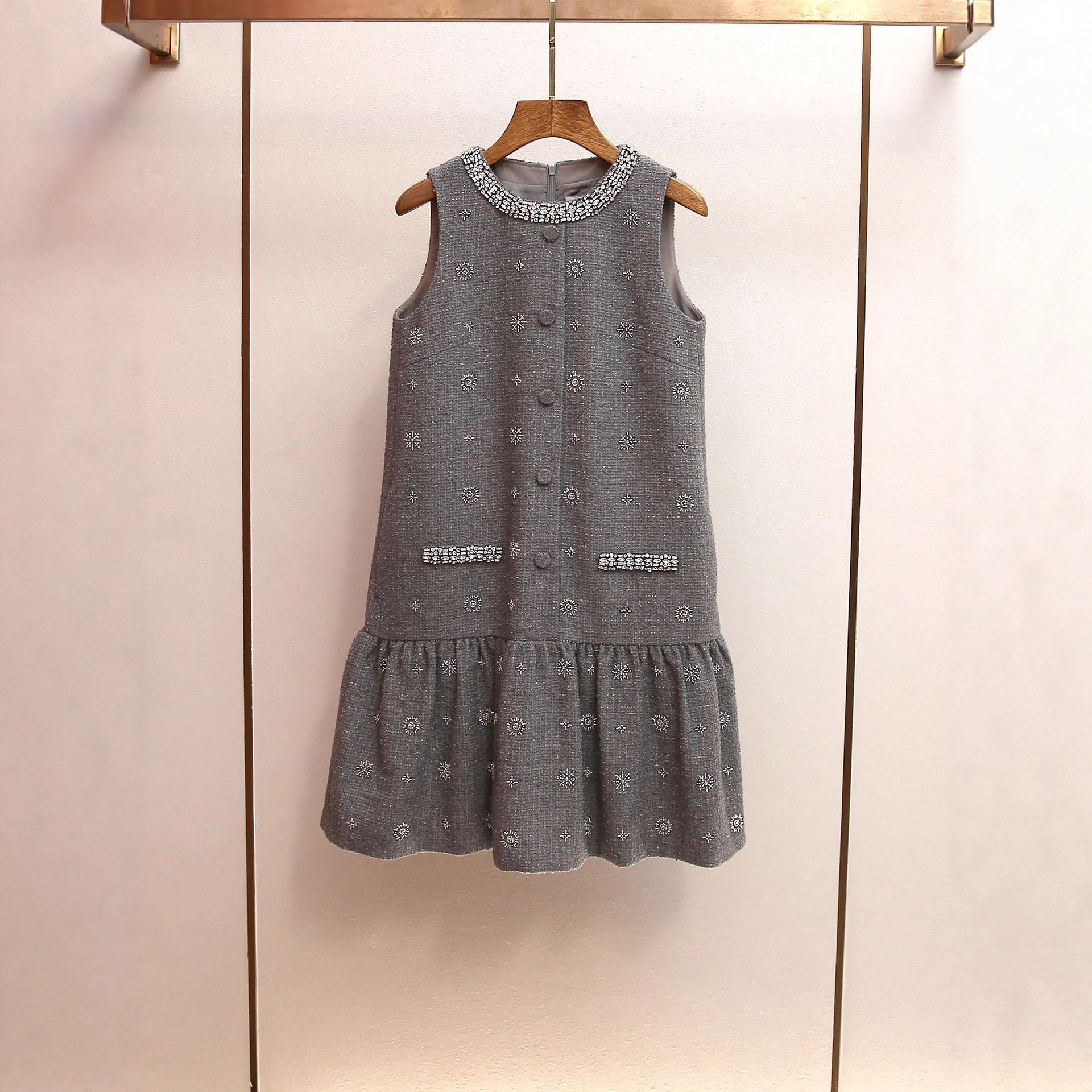 深圳南油高端女装秋季新款小香风重工镶钻拼接背心直筒连衣裙