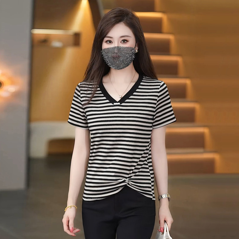 2026夏季天丝V领条纹短袖T恤女