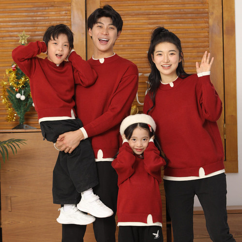 红色毛衣亲子装一家三口拜年服