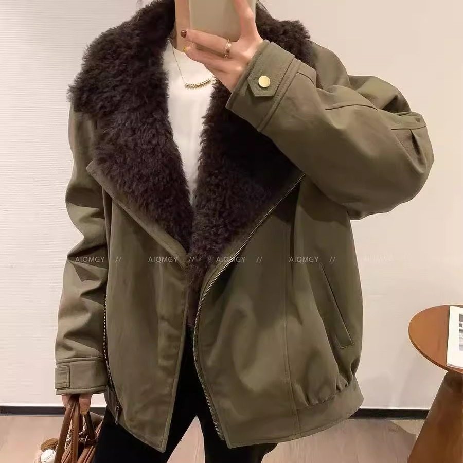 欧洲站2025秋冬工装风毛领羽绒服图片