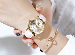 迪士尼学生手表米奇防水女孩石英表日历男女表儿童手表指针式卡通