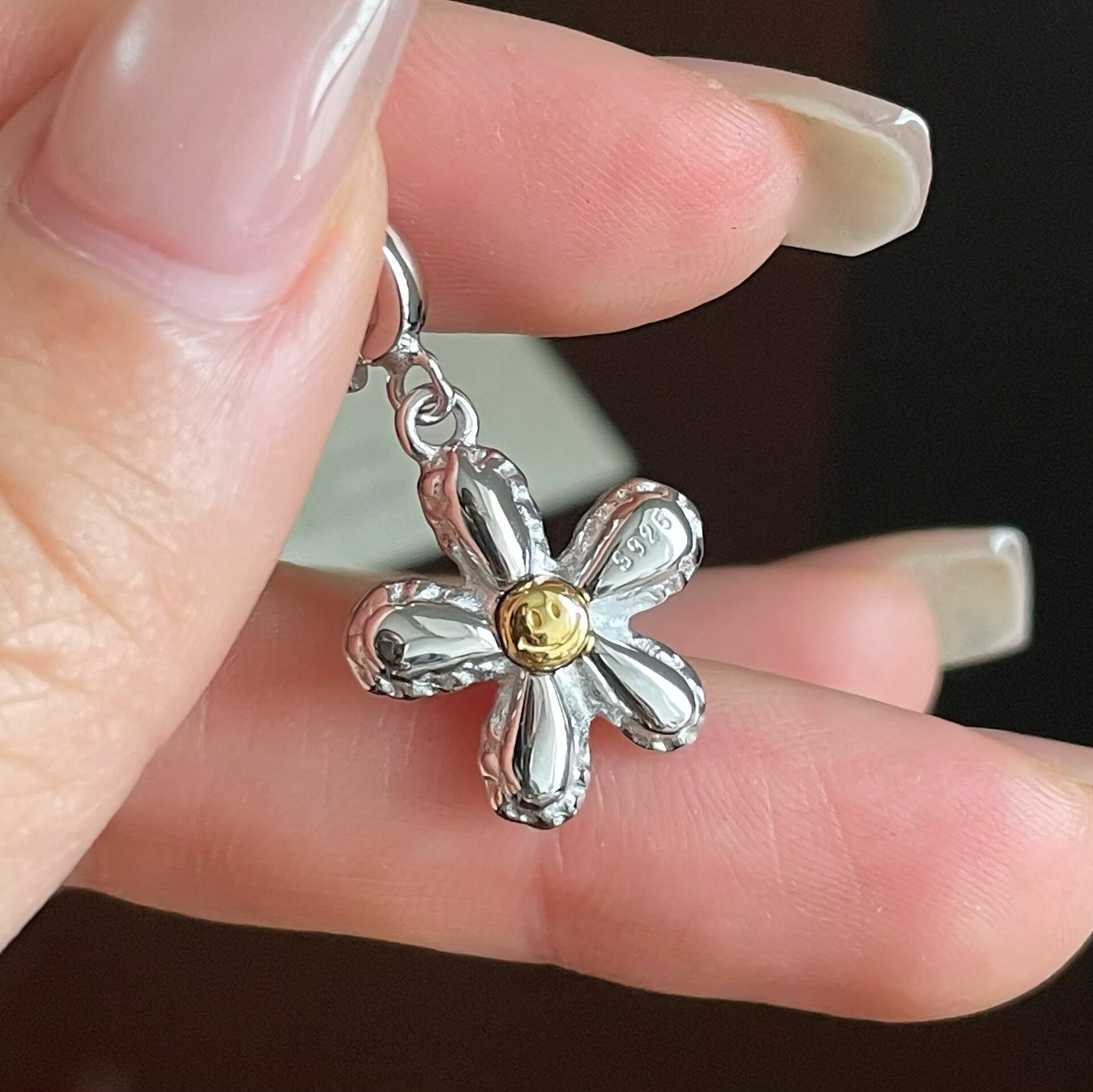 S925纯银笑脸花朵吊坠毛衣链