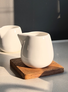 130ml白色陶瓷奶罐奶壶奶杯 咖啡配套奶精杯蜂蜜杯西餐调味汁壶