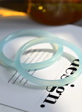 天然冰手镯浅色少女女细圆条水晶镯青蓝叮当镯玉髓镯天青款平安冻