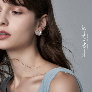 VA珠宝 复古款 爆米花糖 天然珍珠强光花 耳钉/耳夹