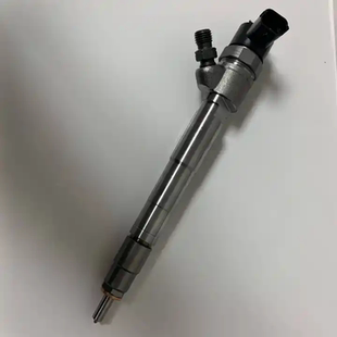 适配全柴4C6国五国六发动机喷油器0445111108燃油喷射器喷油嘴