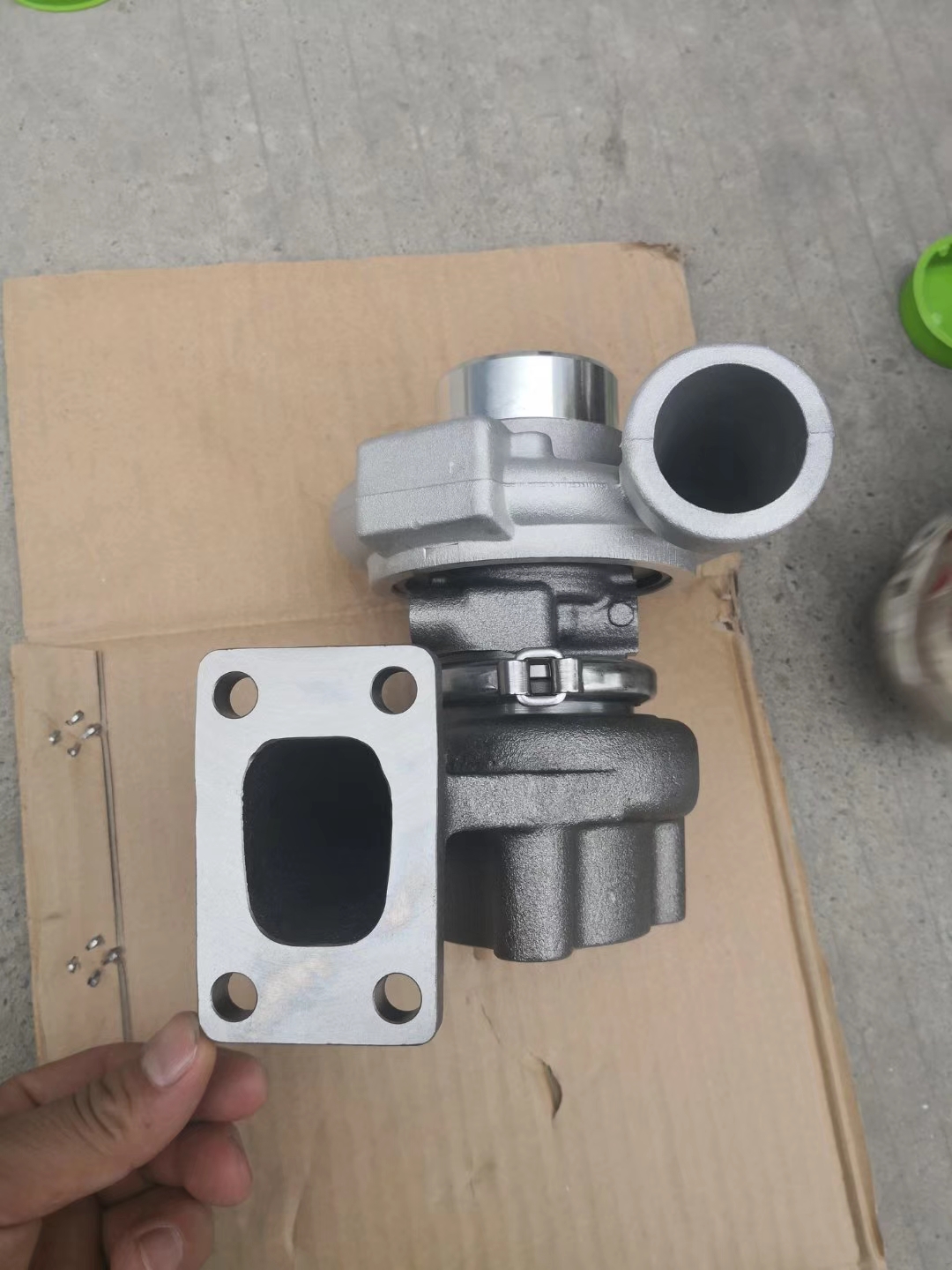 加藤神钢挖机挖掘机HD823-3三菱4D34增压器ME441592、49189-02350