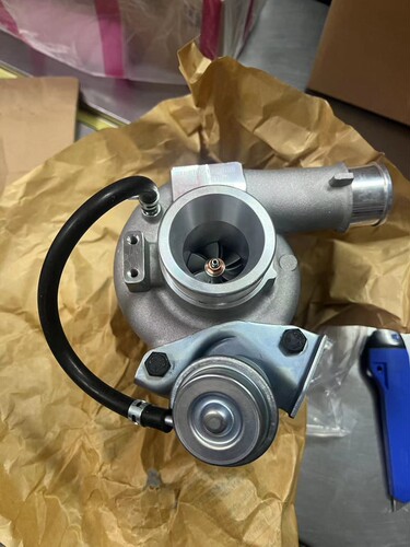 适配纳智捷1.8T发动机涡轮增压器TF035H 49135-06240 14471-NE106
