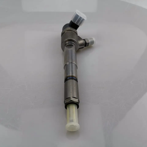 SAIC MAXUS V80 Fuel injector assembly 0445110483 0445110484