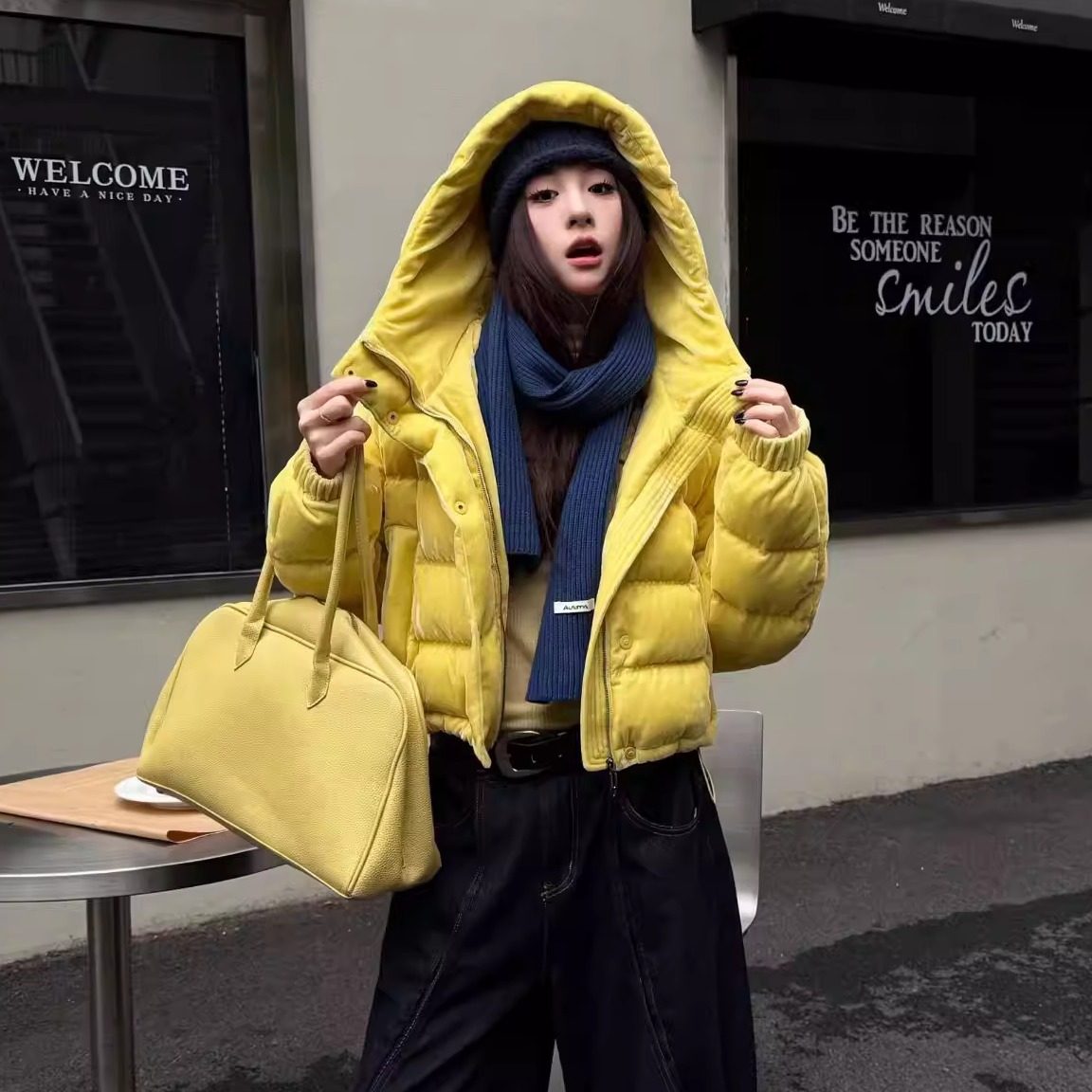 欧洲站2025年冬季新款欧货显瘦连帽短款真丝绒鹅绒羽绒服休闲风女,女装/女士精品,羽绒服,淘宝优惠券,粉丝福利购,淘宝优惠卷