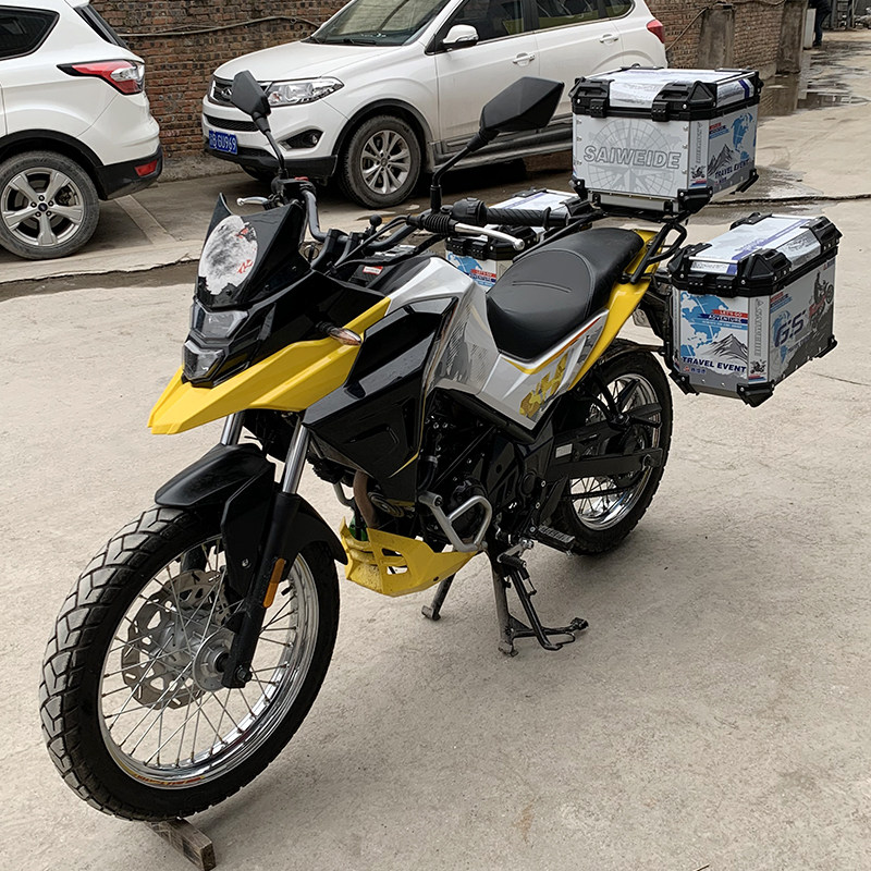 适用于三阳t200尾箱后备箱铝合金边箱三箱行李箱躲排气快拆改装件