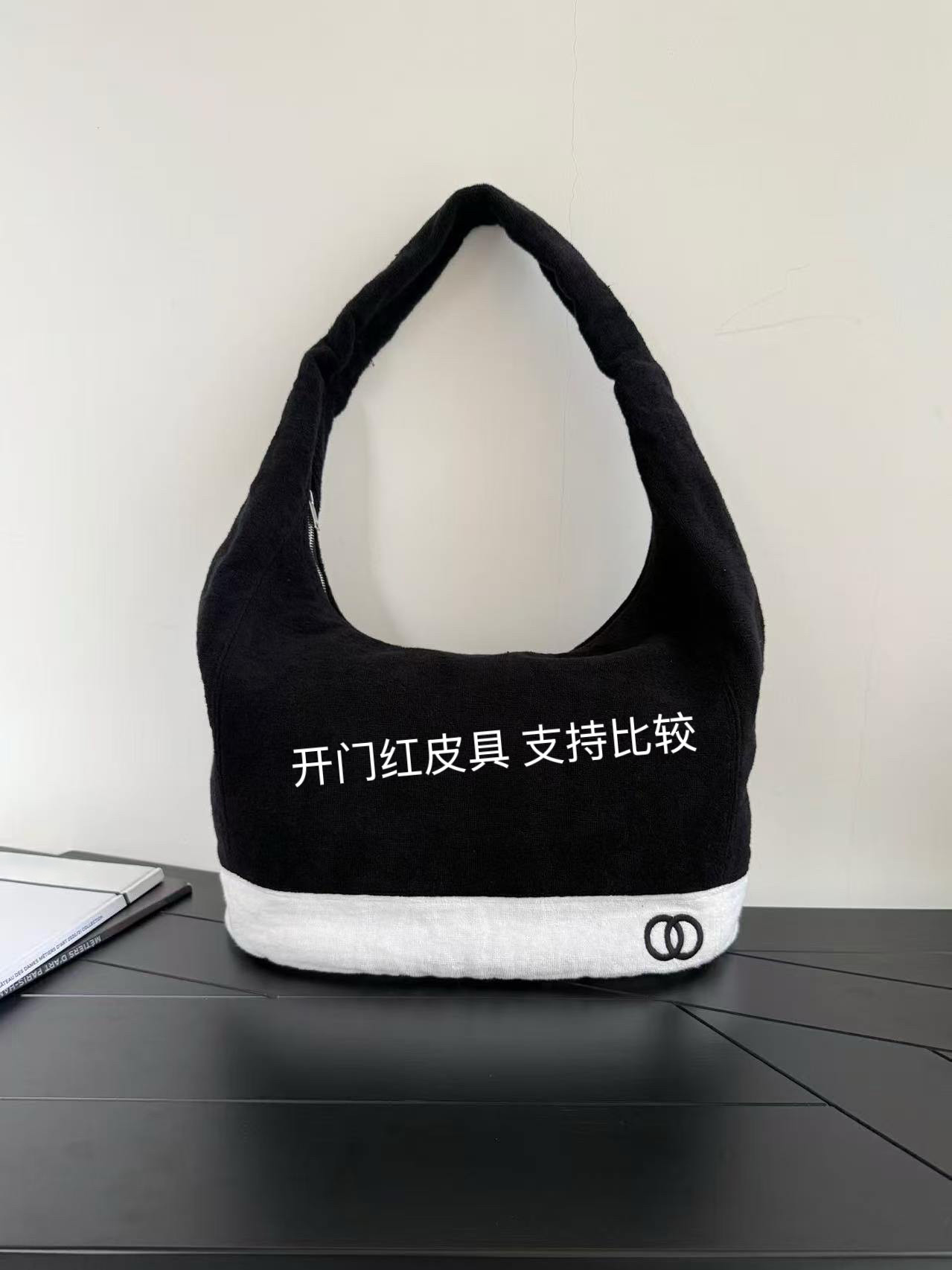 26s新款时尚百搭单肩包女手提腋下包包高级感小众设计图片
