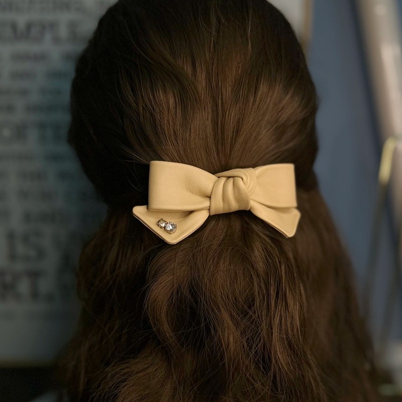 2025手工皮软面真皮蝴蝶结发夹水钻羊皮弹簧夹气质百搭头饰OL发饰