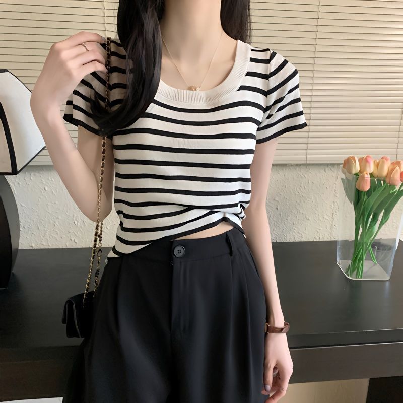 冰丝针织衫短袖t恤女夏设计感小众条纹正肩修身短款上衣配高腰裤