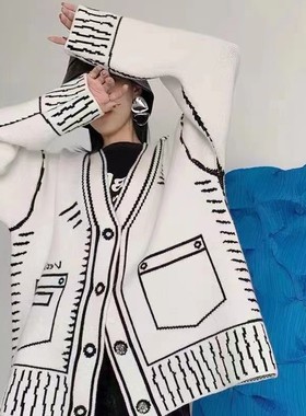 廓形绘画涂鸦毛衣女新款秋冬黑白色宽松慵懒开衫外套针织上衣