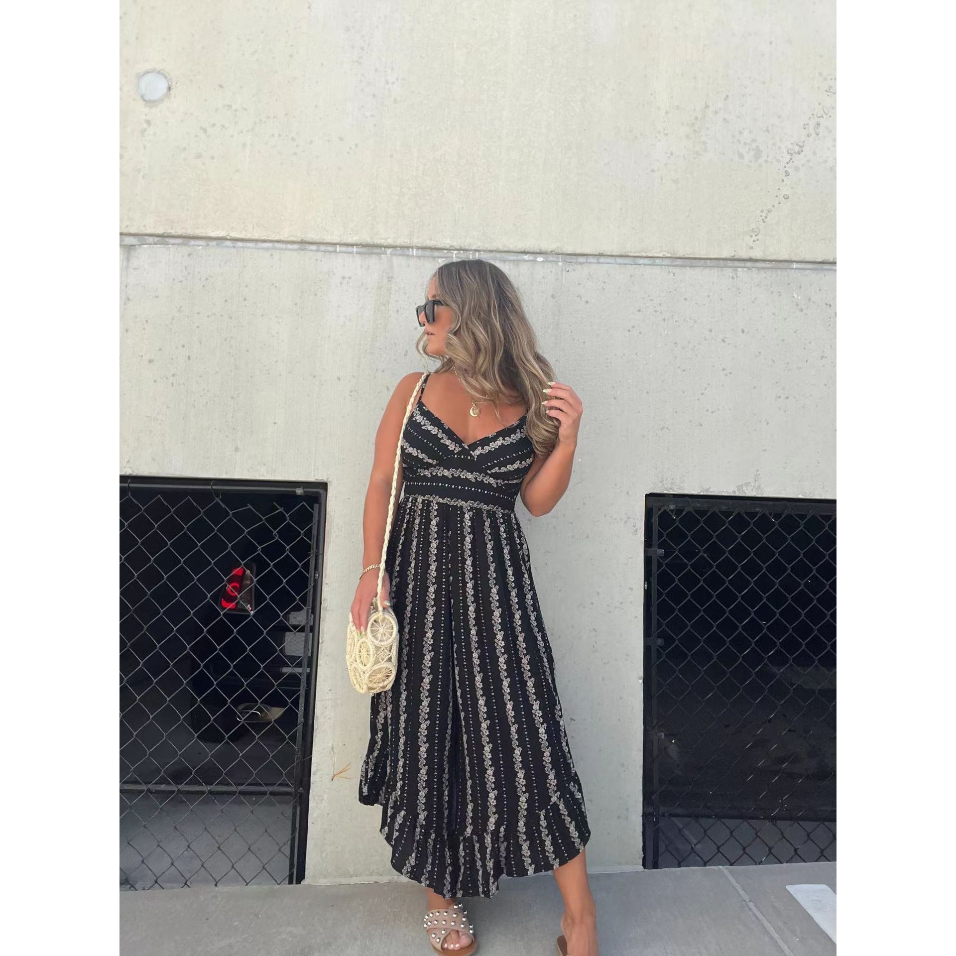 欧美跨境女装 独立站速卖通时尚印花阔腿吊带连体裤女