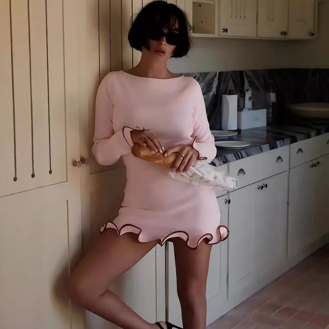 外贸速卖通欧美女装秋冬新款气质纯色圆领花边短款长袖针织连衣裙