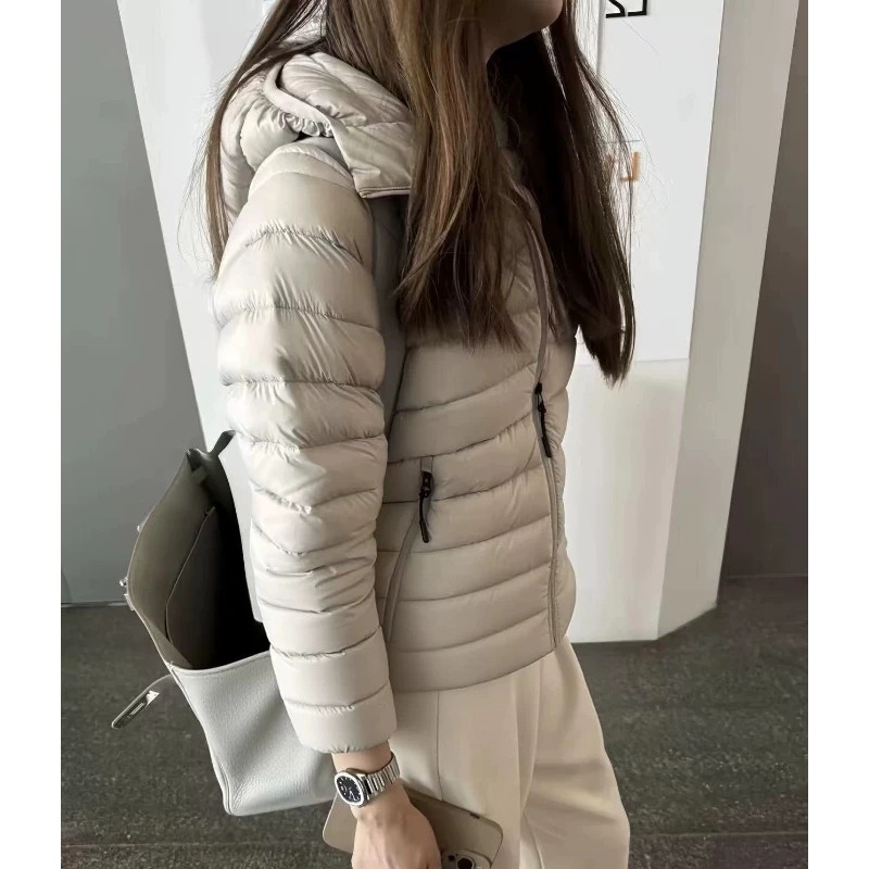 泡芙轻薄排骨羽绒服女短款2026年新款小个子连帽90白鸭绒冬季外套
