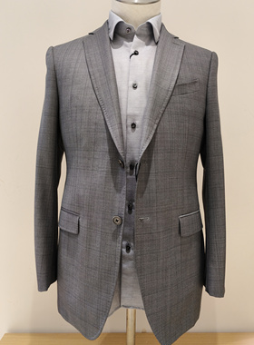 TRANDS套装，英国多美面料，上衣吊牌价8900，裤子3900