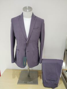 TRANDS休闲西装上衣意大利哥伦布150支羊毛面料泡泡纱，舒适简洁