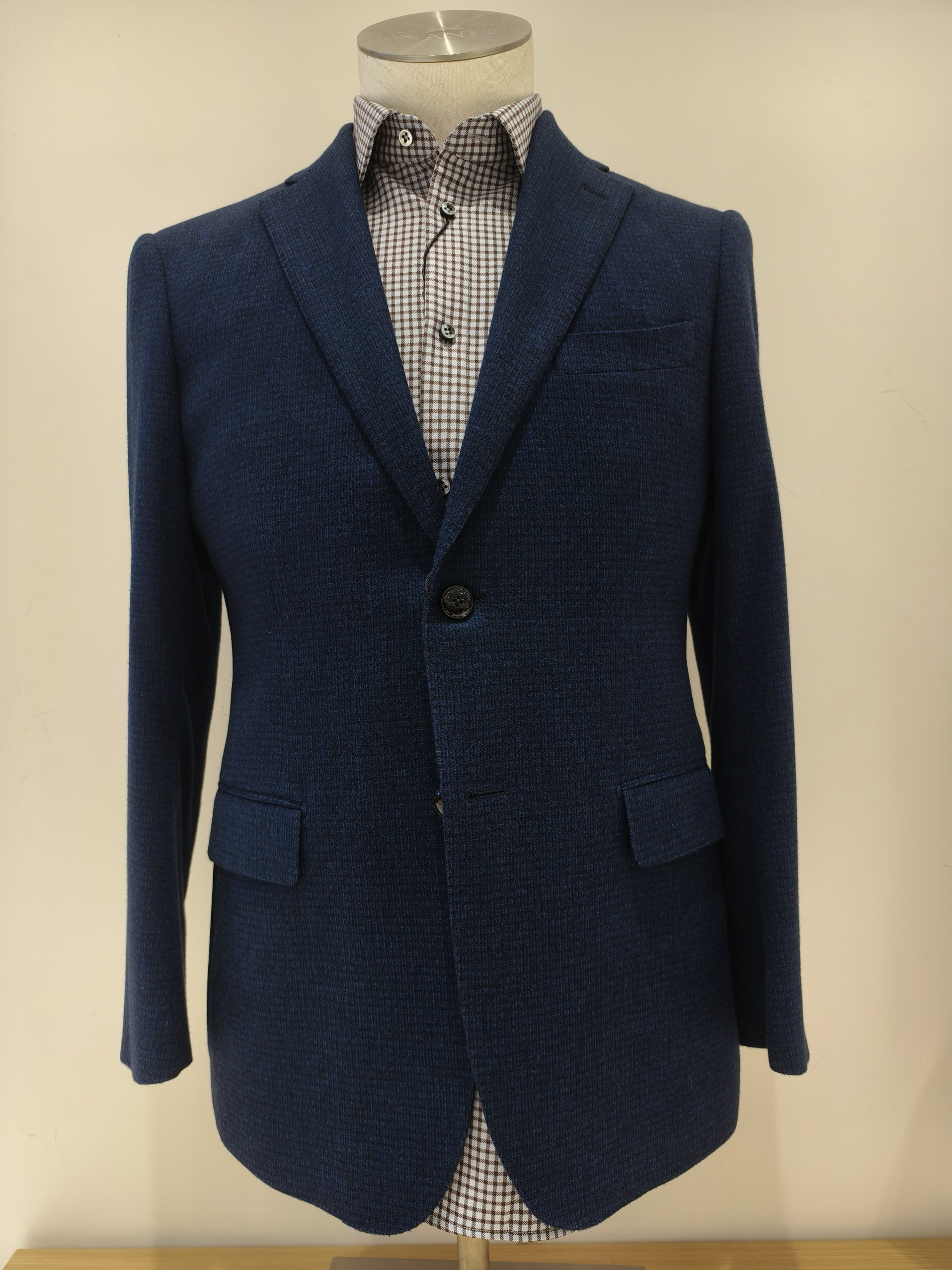 trands单西,英国多美面料,山羊绒,吊牌价15800特价4580处理