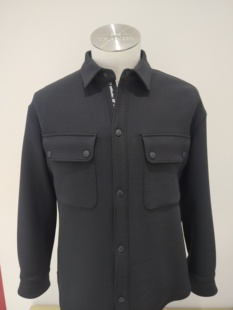 TRANDS休闲衬衫.意大利面料.高弹性.挺括有型。