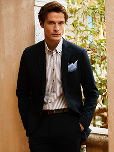 TRANDS套西服.哥伦布150高纱支.超细羊毛.融入桑蚕丝精纺泡泡纱。