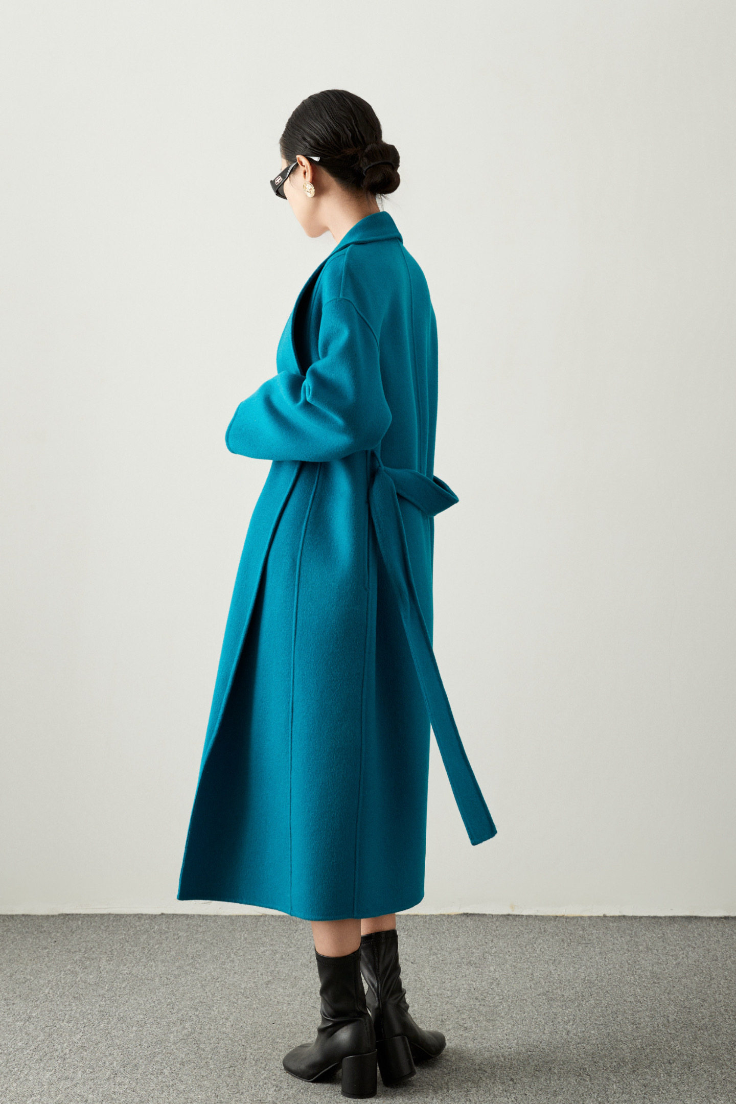 2026秋冬新款孔雀蓝双面羊绒大衣女中长款韩版宽松青果领羊毛外套,女装/女士精品,毛呢外套,淘宝优惠券,粉丝福利购,淘宝优惠卷