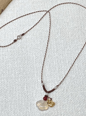 奶咖色小云锁编织项链新中式简约高级感颈链敲显白春夏新款毛衣