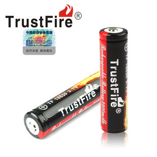 彩装 强光手电筒3.7V带保护板2400mAh TrustFire大容量18650锂电池