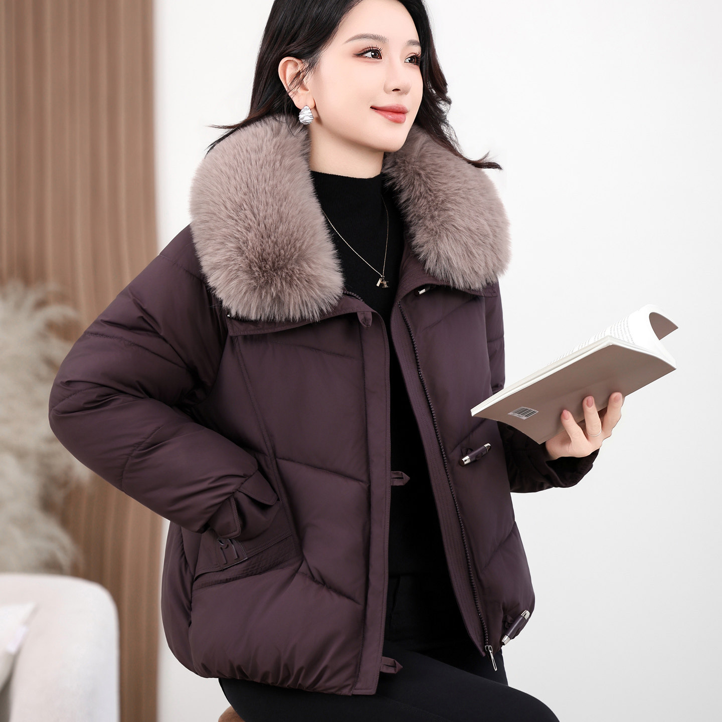 大毛领短款妈妈棉衣女宽松保暖