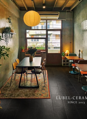 复古黑色莱姆石古堡砖民宿酒吧会所瓷砖防滑地砖客厅餐厅地板砖