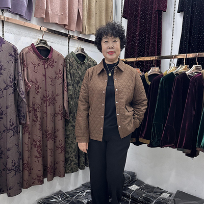 年轻妈妈秋冬翻领菱格纯色夹克外套女小个子休闲加棉减龄开衫风衣