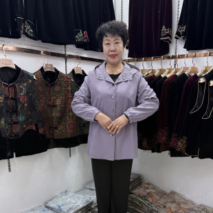 中老年妈妈秋季连帽风衣外套女中长连帽宽松大码休闲薄款夹克上衣