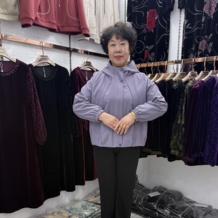 休闲连帽风衣外套女小个子纯色舒适夹克短款 中老年妈妈秋季 新品