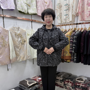 【200斤】中老年春季新款腰果牛仔布外套大码女装50-60岁妈妈夹克